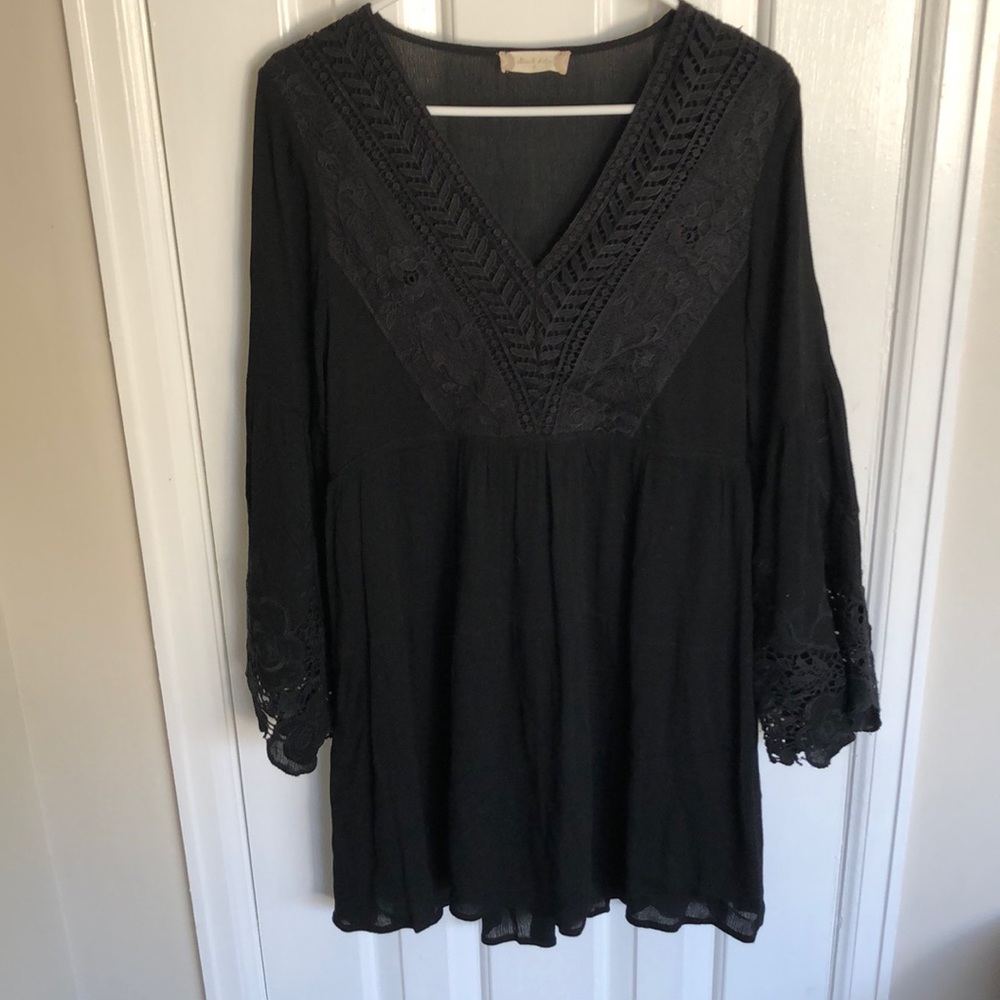 Black long sleeve dress